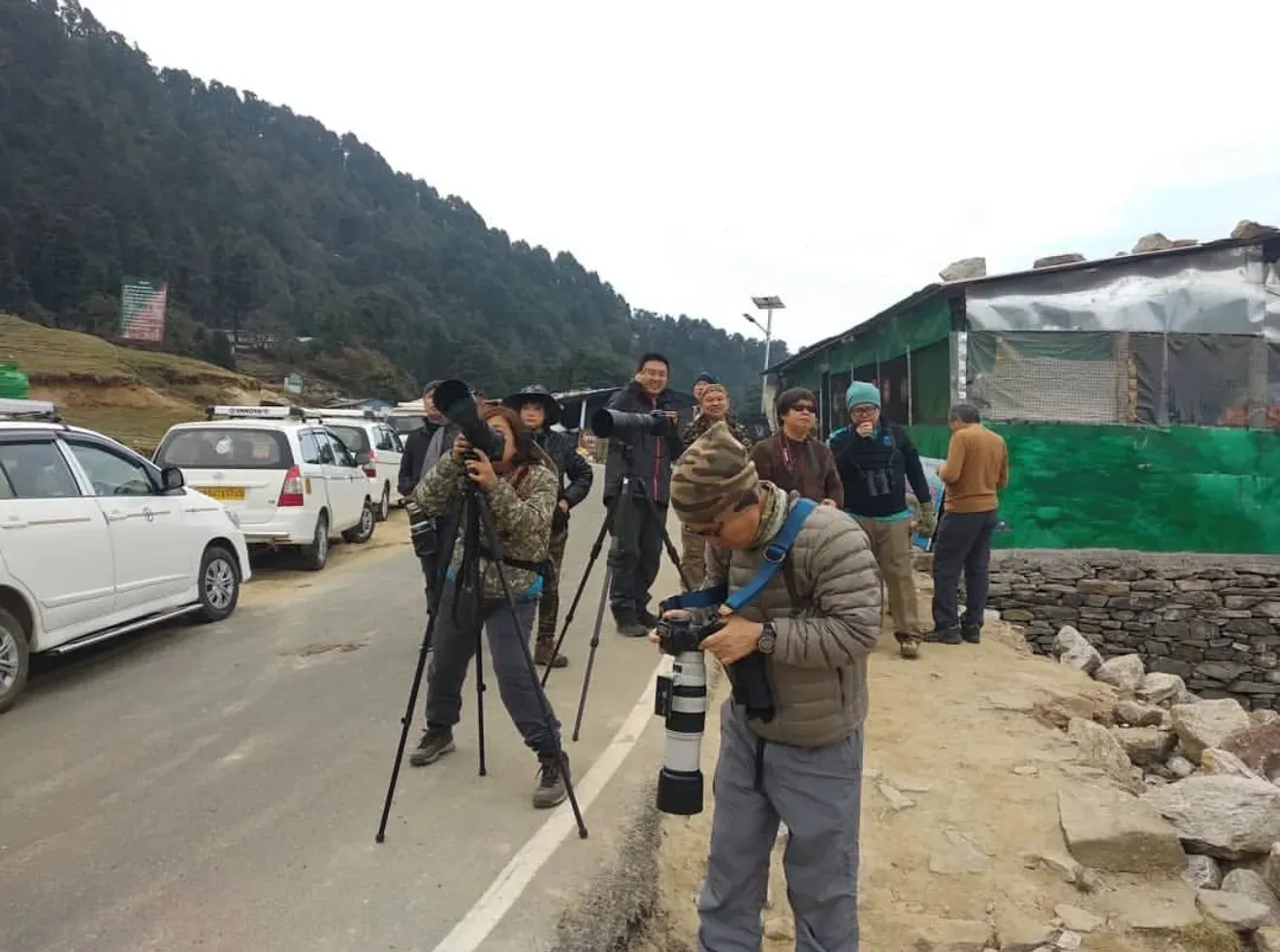 Wildlife photography workshop with guests in Singalila forest